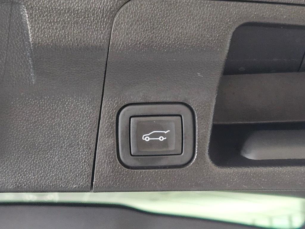 used 2023 GMC Acadia car, priced at $40,695