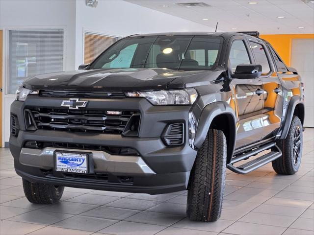 new 2025 Chevrolet Colorado car, priced at $49,830