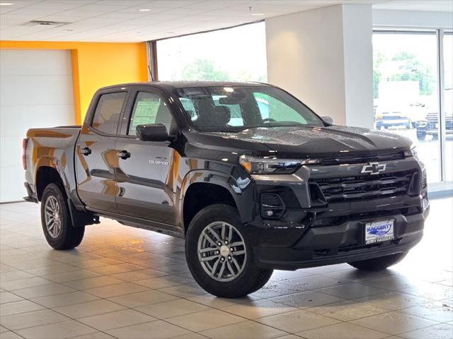 new 2025 Chevrolet Colorado car, priced at $44,085