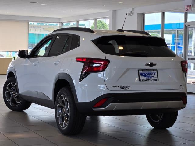 new 2025 Chevrolet Trax car