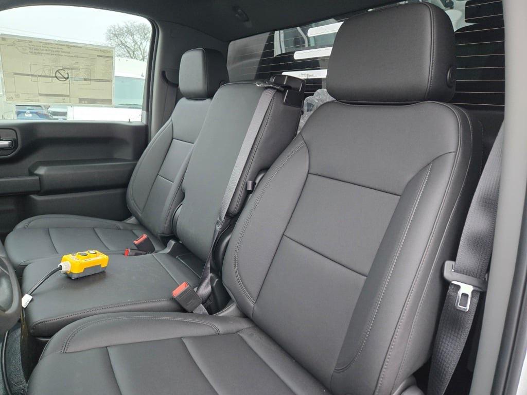 new 2025 Chevrolet Silverado 3500 car, priced at $51,643