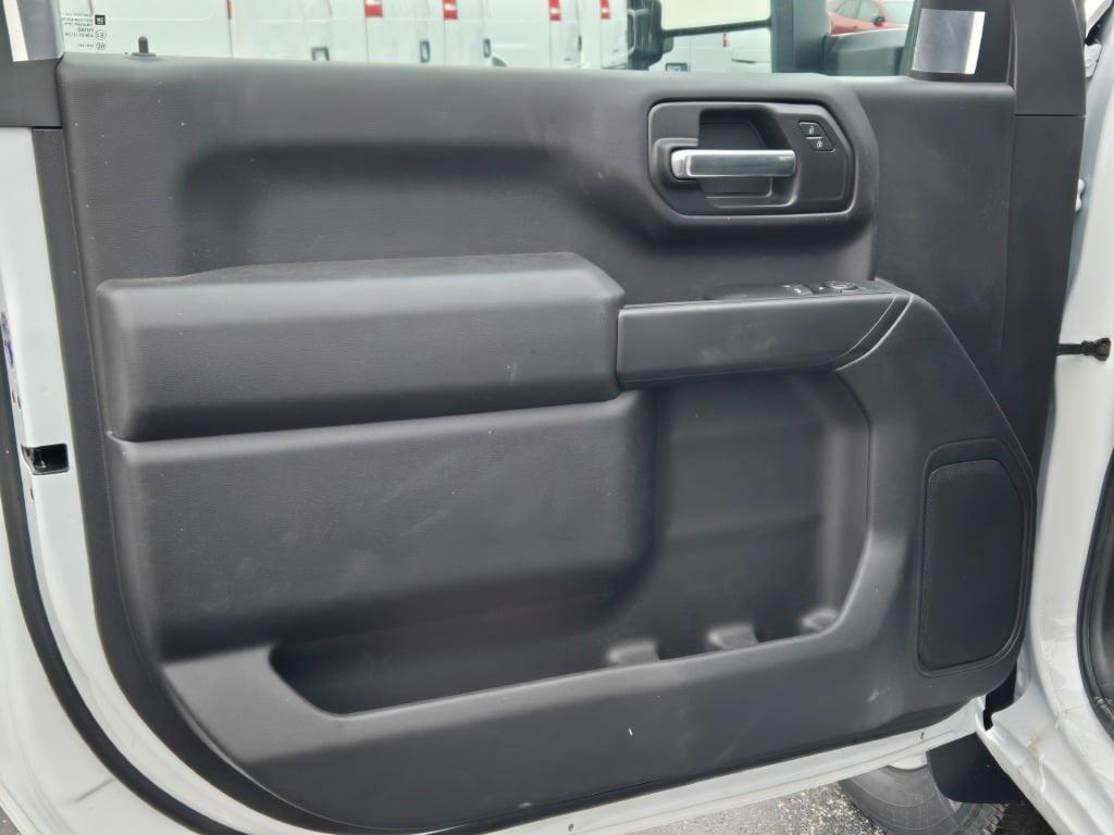 new 2025 Chevrolet Silverado 3500 car, priced at $51,643