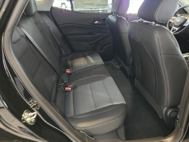 new 2025 Chevrolet Trax car, priced at $25,735