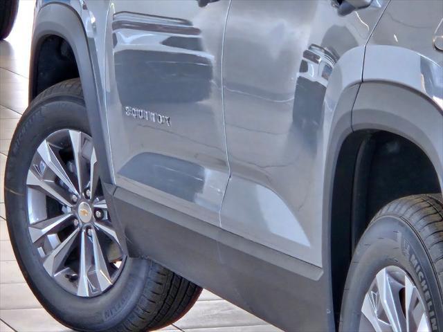 new 2026 Chevrolet Equinox car, priced at $33,635