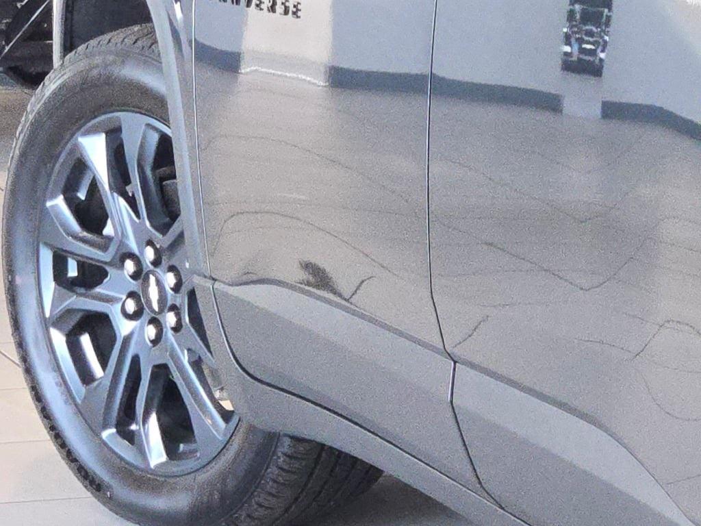 used 2021 Chevrolet Traverse car, priced at $24,895