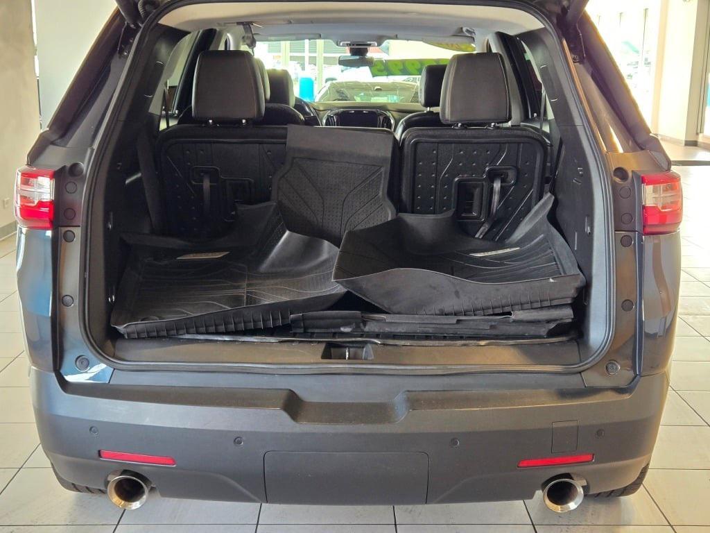 used 2021 Chevrolet Traverse car, priced at $24,895