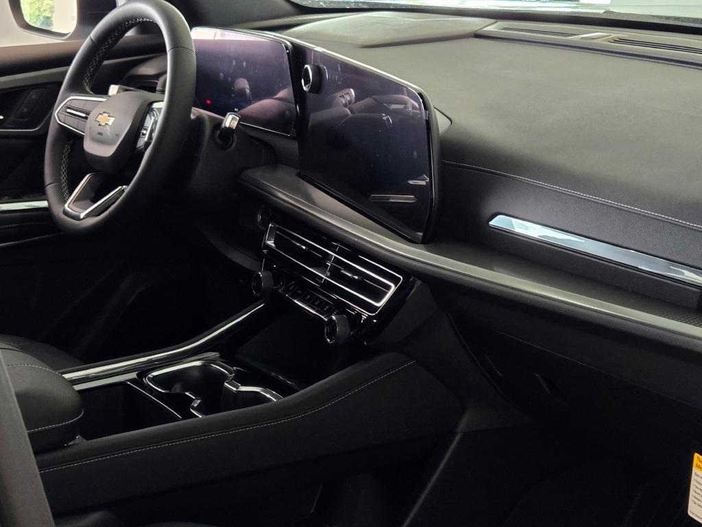 new 2026 Chevrolet Traverse car, priced at $46,140