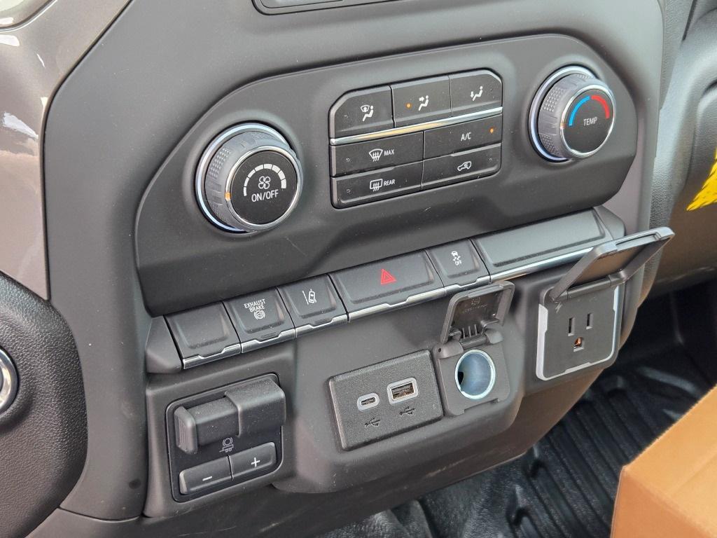 new 2025 Chevrolet Silverado 3500 car, priced at $77,995