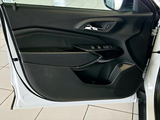 new 2025 Chevrolet Trax car, priced at $26,090