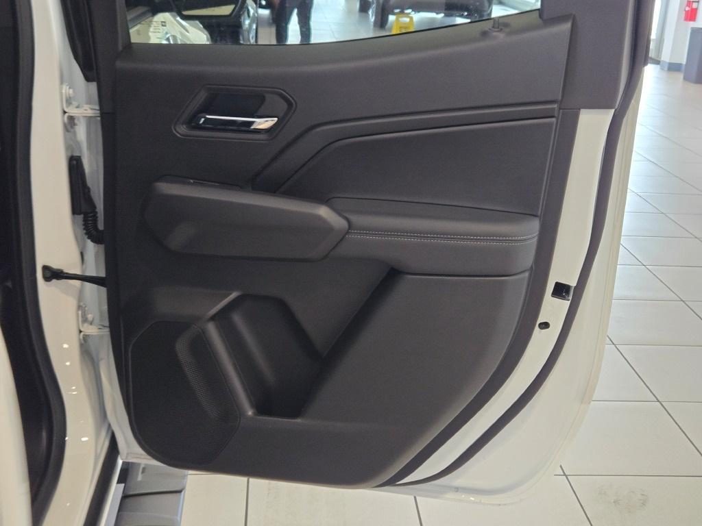 new 2025 Chevrolet Colorado car, priced at $40,325