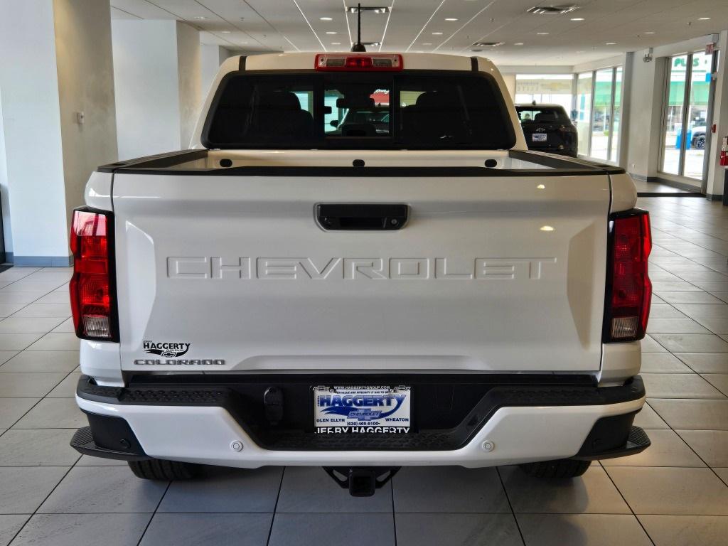new 2025 Chevrolet Colorado car, priced at $40,325