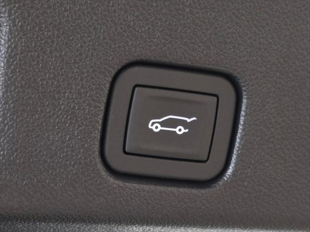 new 2025 Chevrolet Traverse car, priced at $50,165