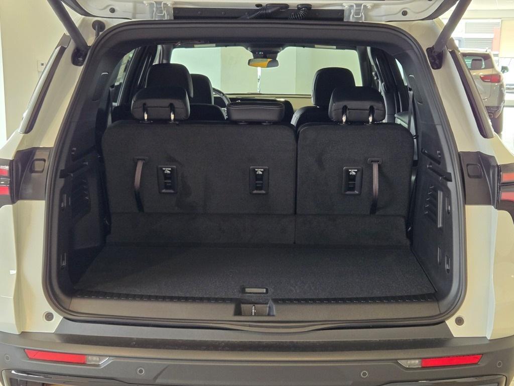 new 2025 Chevrolet Traverse car, priced at $46,165
