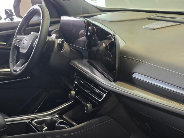 new 2025 Chevrolet Traverse car, priced at $50,165