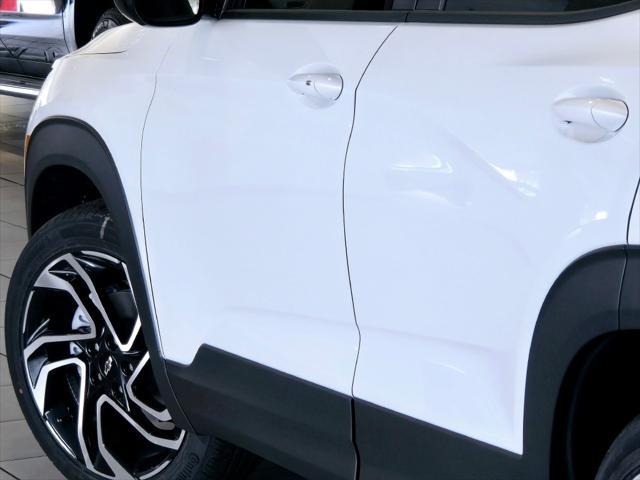 new 2025 Chevrolet TrailBlazer car, priced at $31,725