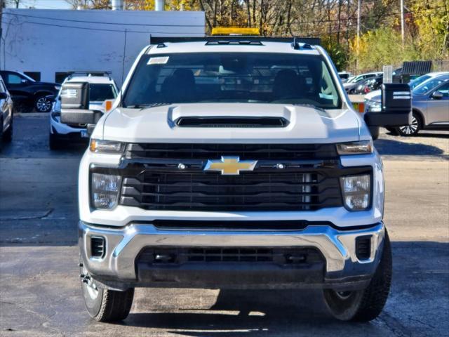 new 2024 Chevrolet Silverado 3500 car, priced at $71,350