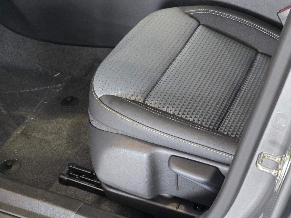 new 2025 Chevrolet Trax car, priced at $24,540