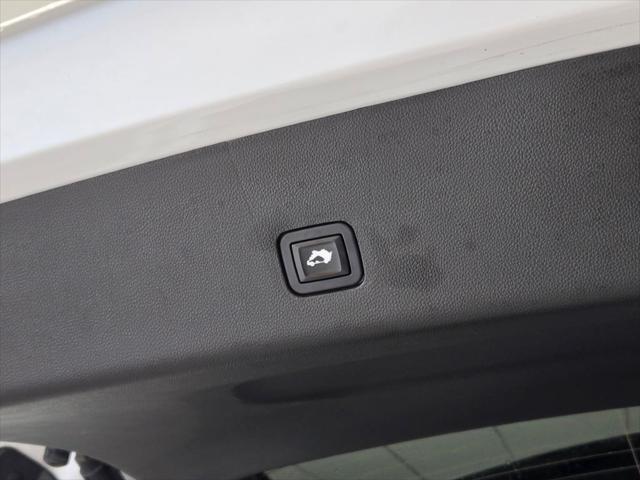used 2020 Chevrolet Traverse car, priced at $27,695