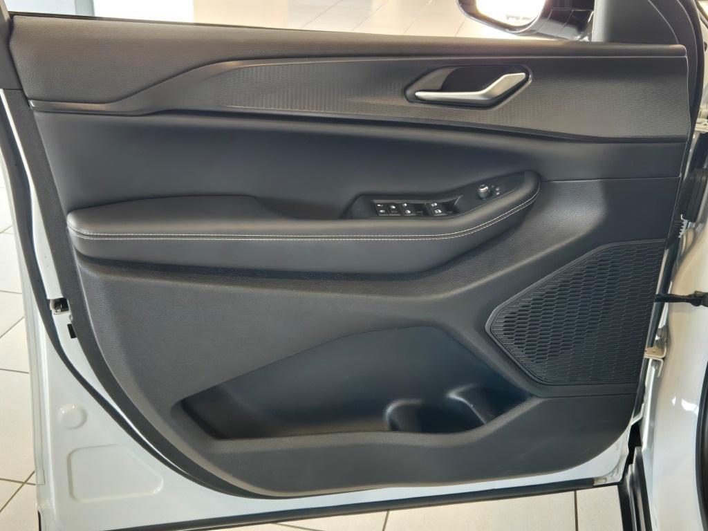 used 2023 Jeep Grand Cherokee car, priced at $34,495