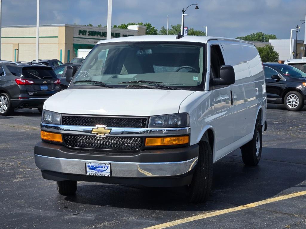new 2025 Chevrolet Express 2500 car, priced at $47,148