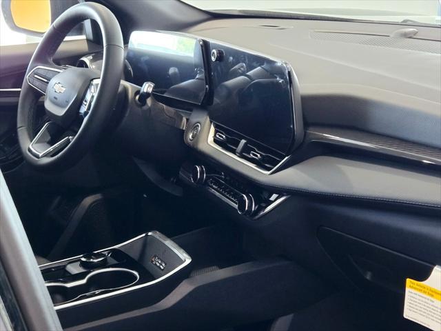 new 2026 Chevrolet Equinox car, priced at $33,990