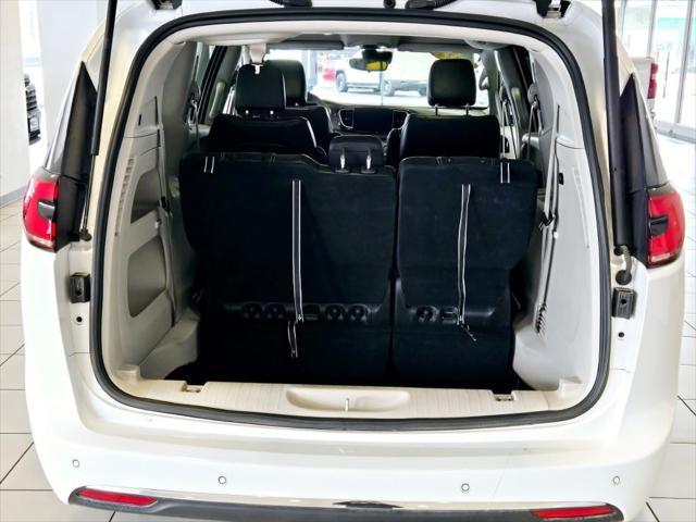 used 2024 Chrysler Pacifica car, priced at $32,795