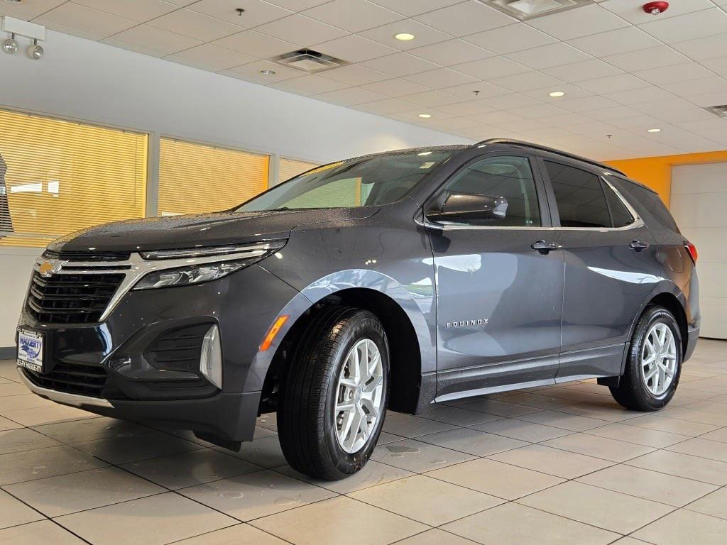 used 2023 Chevrolet Equinox car, priced at $22,120