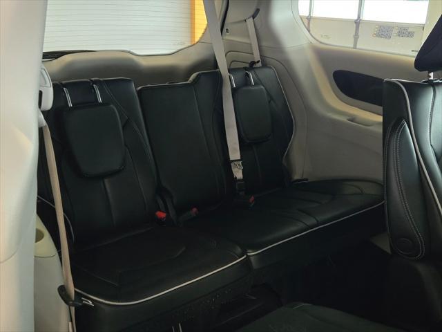 used 2022 Chrysler Pacifica Hybrid car, priced at $33,795