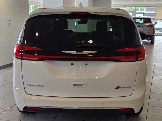 used 2022 Chrysler Pacifica Hybrid car, priced at $33,795
