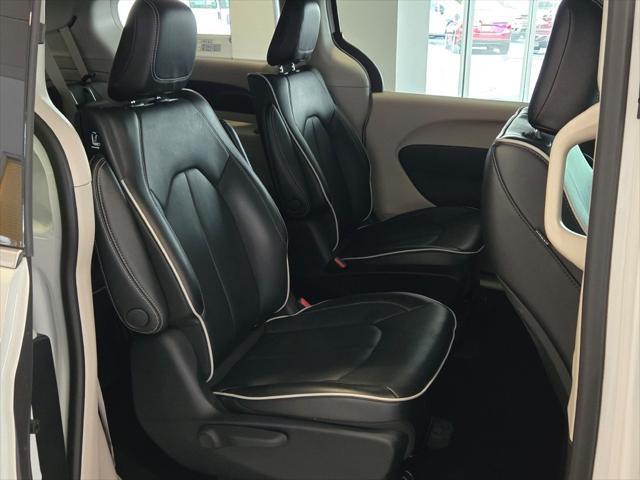 used 2022 Chrysler Pacifica Hybrid car, priced at $33,795