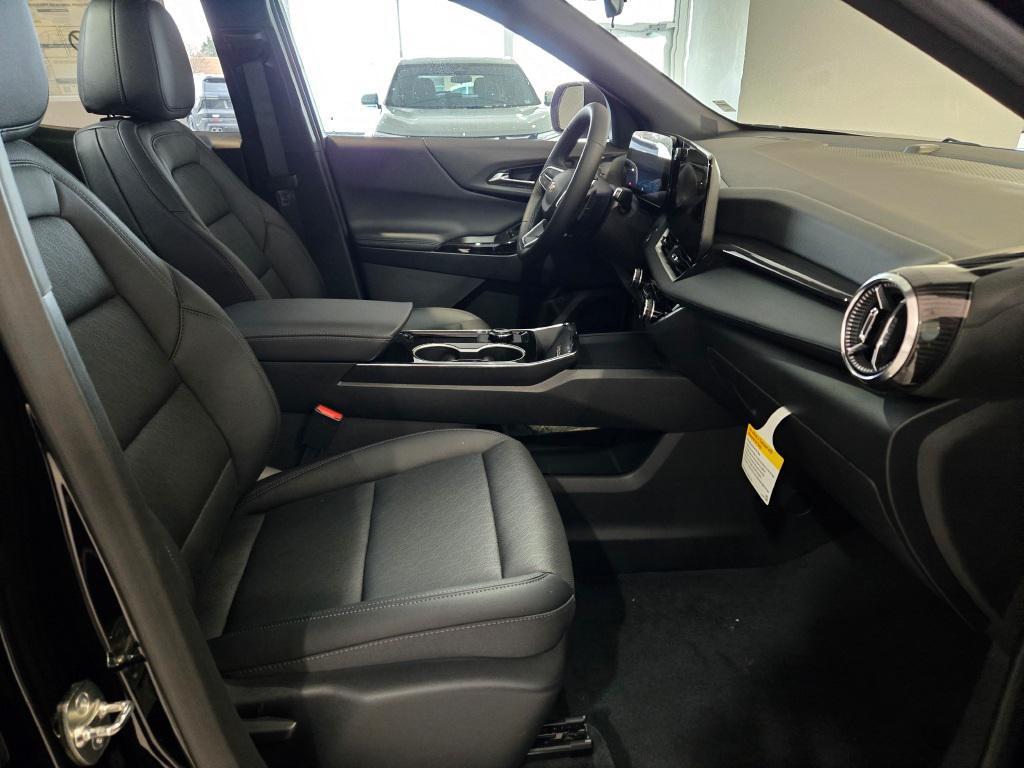 new 2026 Chevrolet Equinox car, priced at $33,270