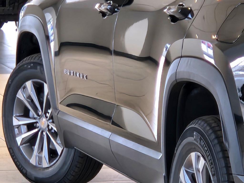 new 2026 Chevrolet Equinox car, priced at $33,270