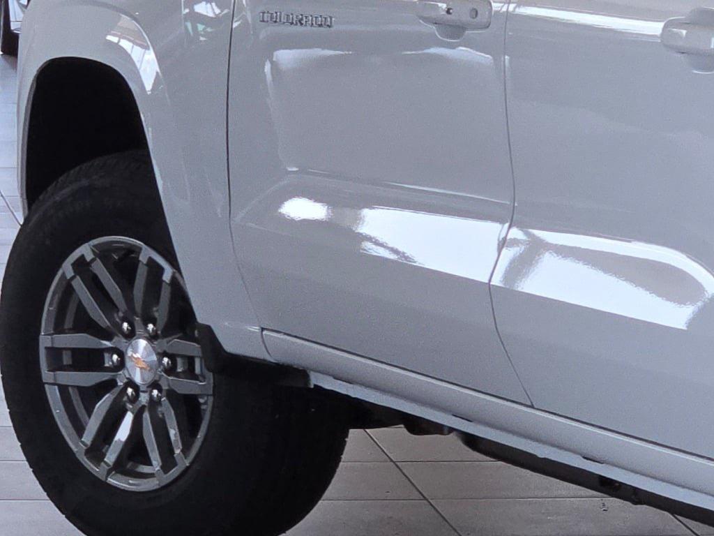new 2025 Chevrolet Colorado car, priced at $39,015