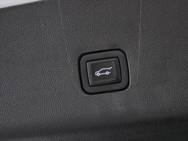 used 2022 Chevrolet Traverse car, priced at $41,495