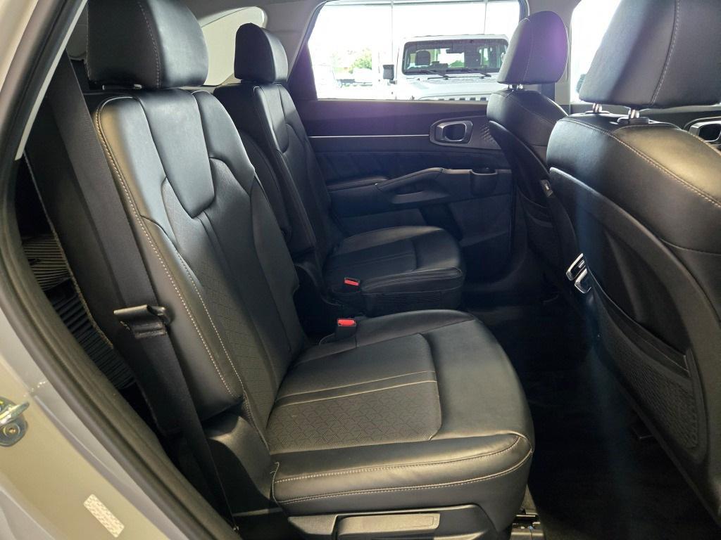 used 2022 Kia Sorento car, priced at $31,495