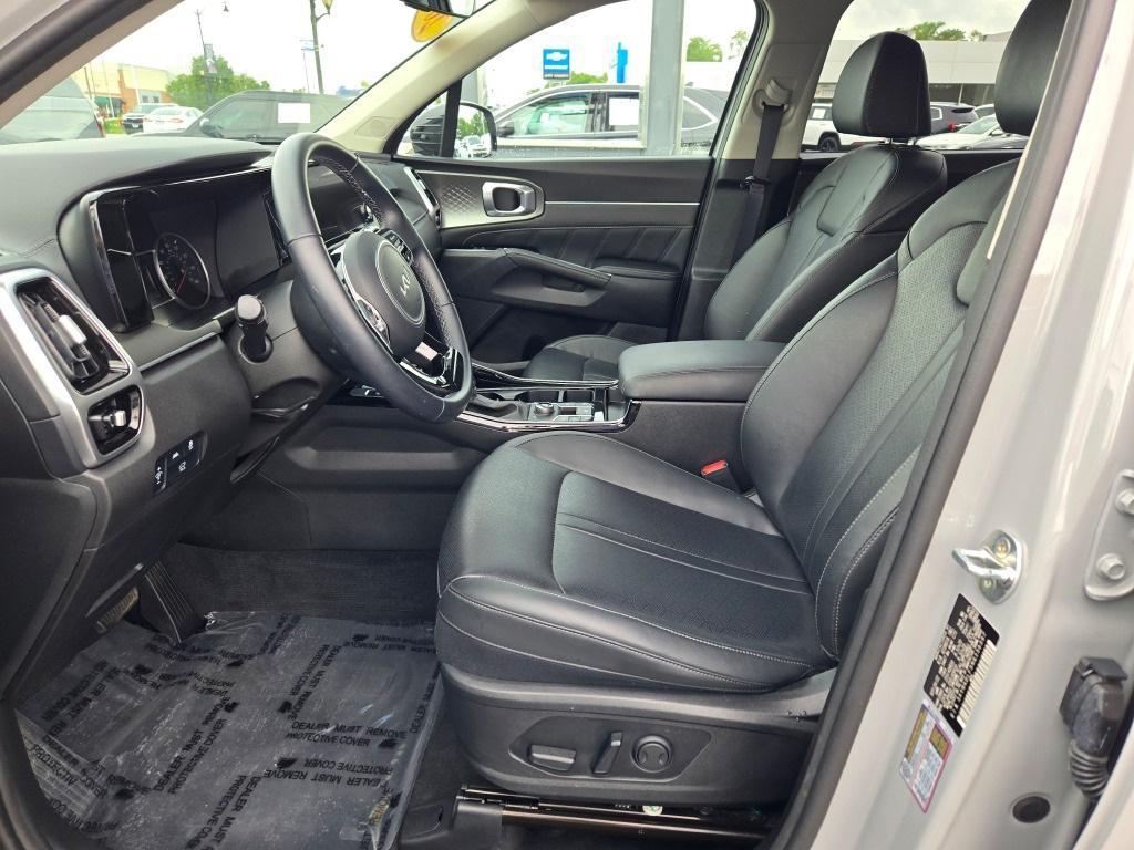 used 2022 Kia Sorento car, priced at $31,495