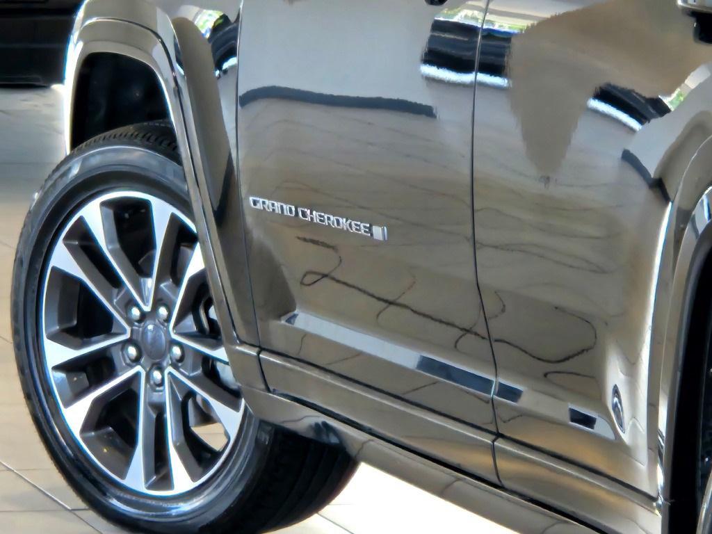 used 2023 Jeep Grand Cherokee car, priced at $42,995