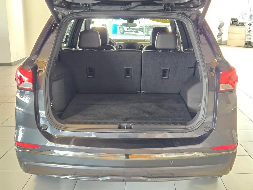 used 2022 Chevrolet Equinox car, priced at $23,395