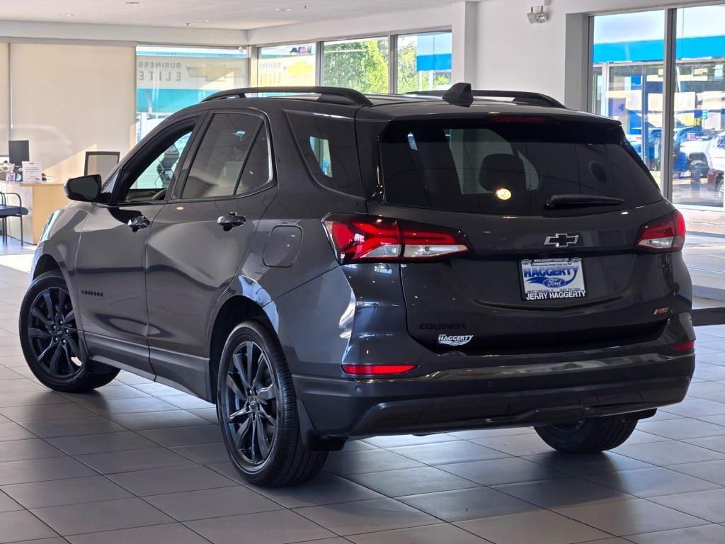 used 2022 Chevrolet Equinox car, priced at $23,395