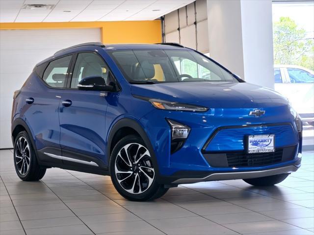 used 2022 Chevrolet Bolt EUV car, priced at $23,995