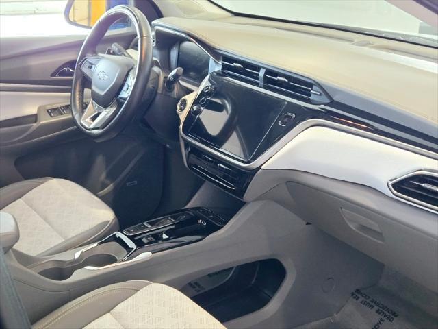 used 2022 Chevrolet Bolt EUV car, priced at $23,995