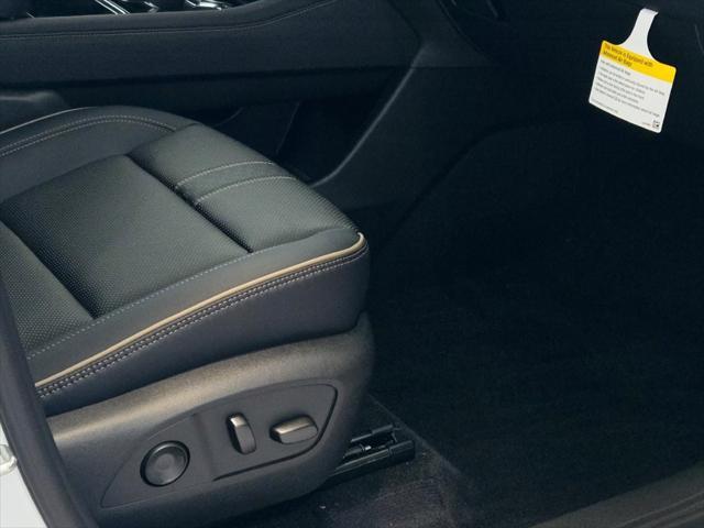 new 2025 Chevrolet Traverse car, priced at $59,940