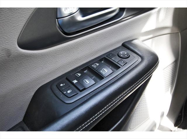 used 2021 Chrysler Pacifica car, priced at $20,398