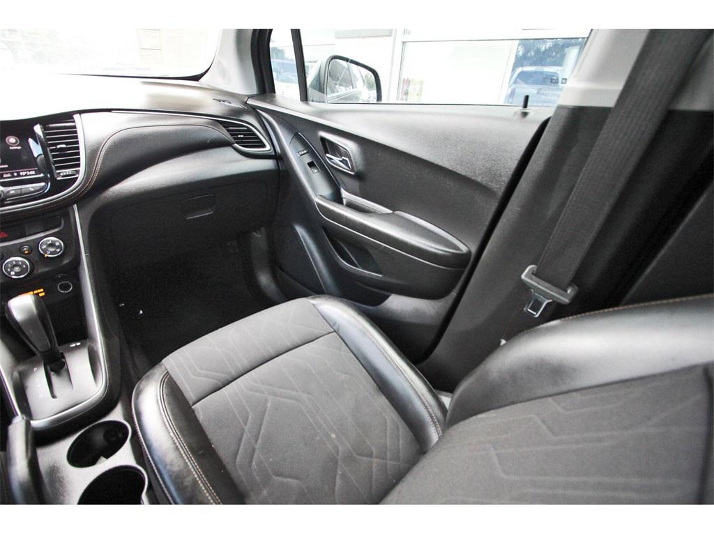 used 2021 Chevrolet Trax car, priced at $15,819