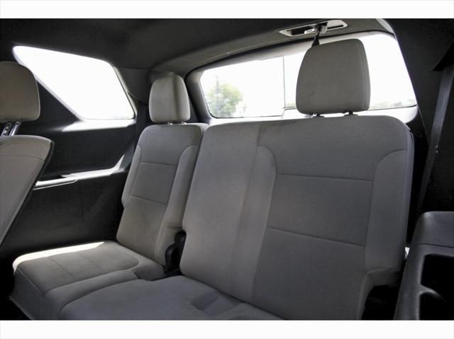 used 2023 Chevrolet Traverse car, priced at $22,478