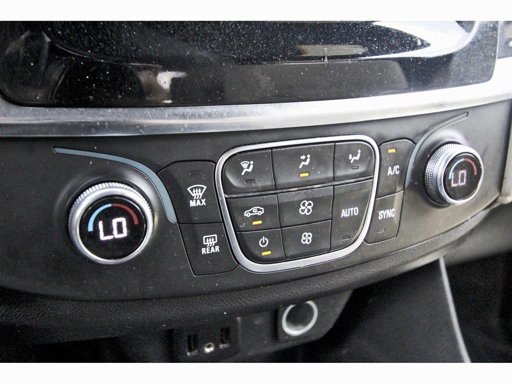 used 2023 Chevrolet Traverse car, priced at $19,389