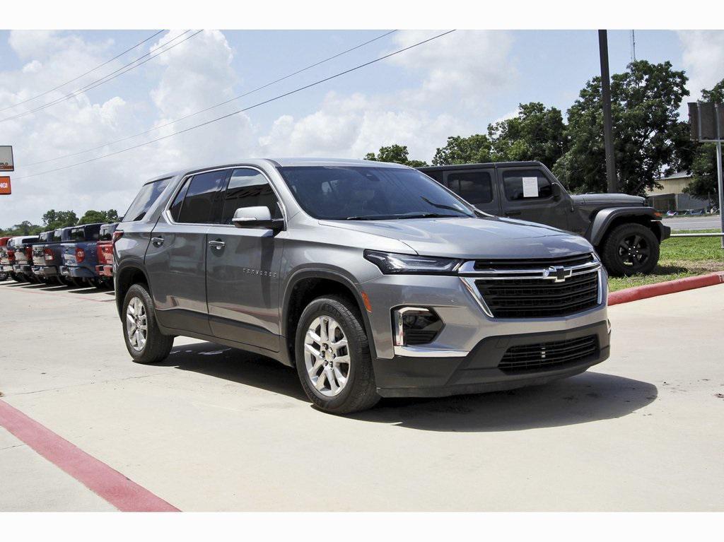 used 2023 Chevrolet Traverse car, priced at $19,389