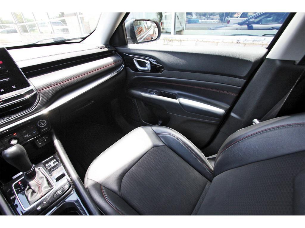 used 2022 Jeep Compass car, priced at $22,619