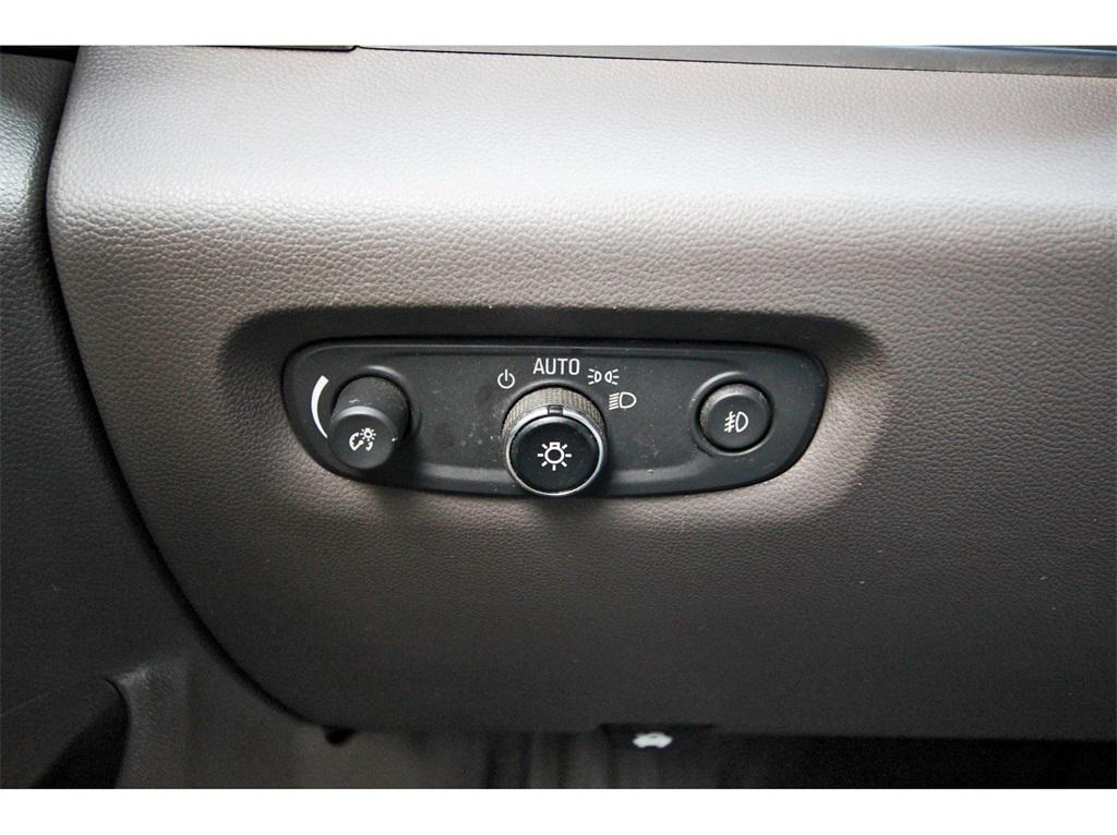 used 2020 Chevrolet Traverse car, priced at $19,458