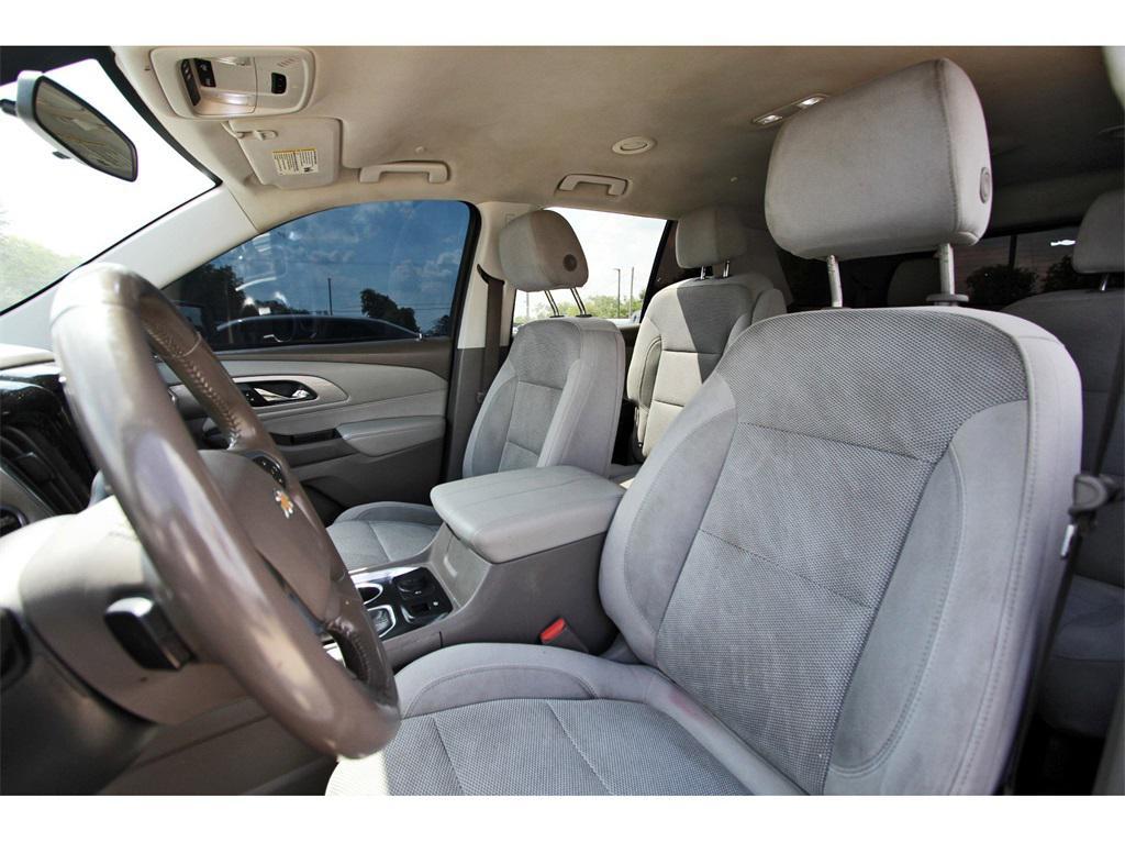 used 2020 Chevrolet Traverse car, priced at $19,458